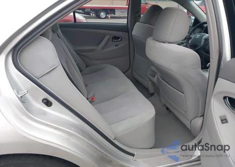 2011 Toyota Camry z USA, uszkodzony, nr VIN 4T1BF3EK7BU709082